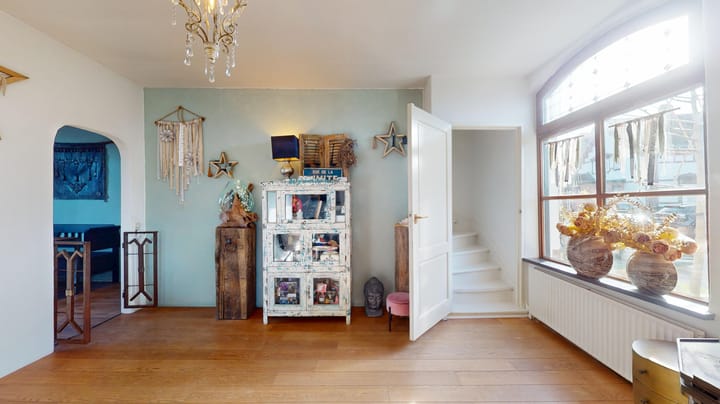 Photo 10 of Zuid-Ooststraat 4