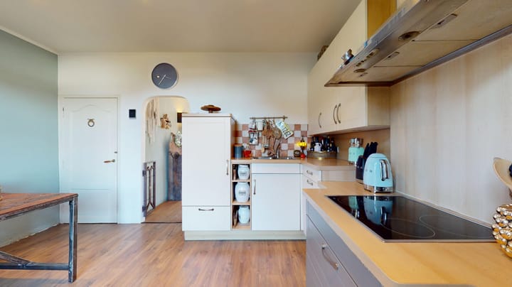 Photo 14 of Zuid-Ooststraat 4