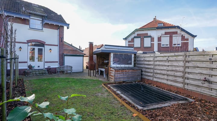 Photo 26 of Zuid-Ooststraat 4