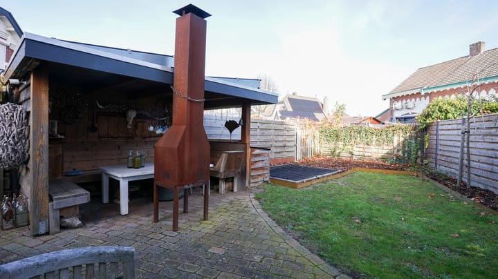 Photo 29 of Zuid-Ooststraat 4