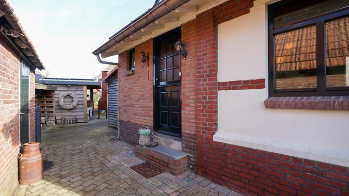 Photo 34 of Zuid-Ooststraat 4