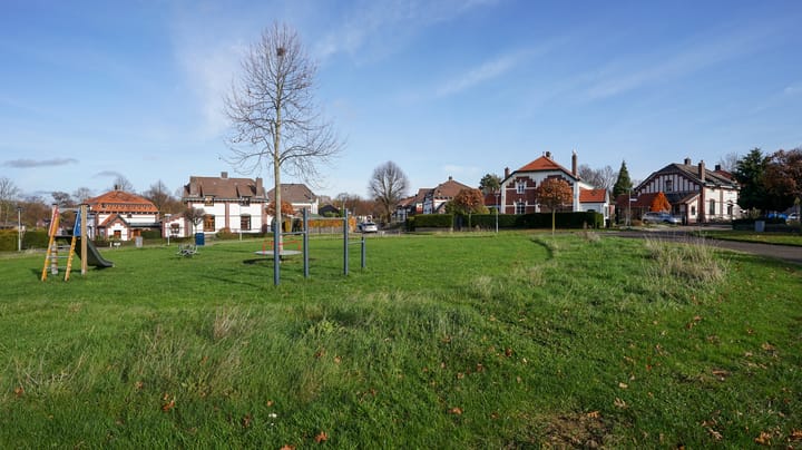 Photo 36 of Zuid-Ooststraat 4