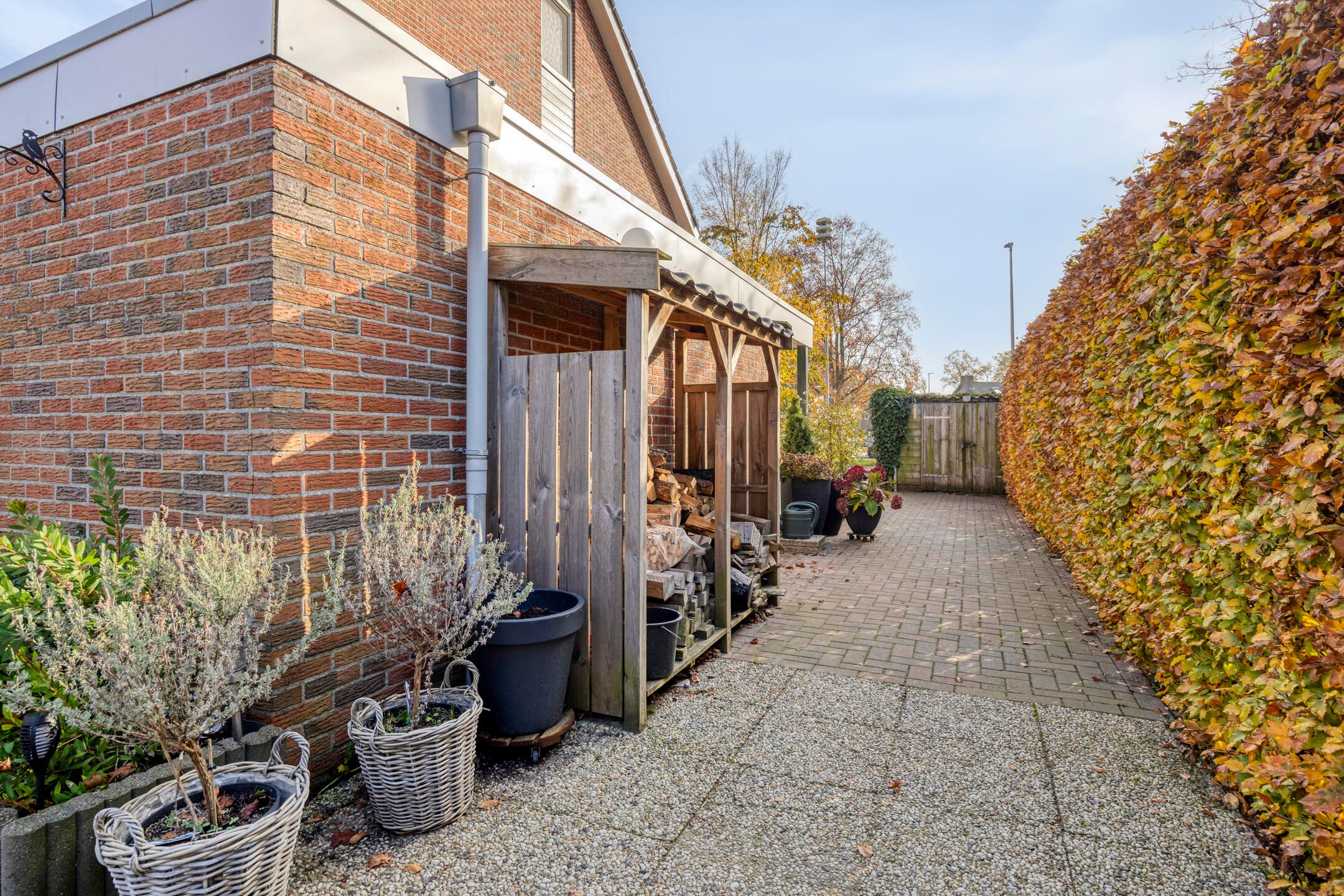 Photo 27 of L.H. Pottstraat 11