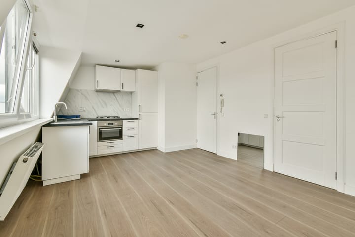 Foto 12 van Generaal Cronjéstraat 101