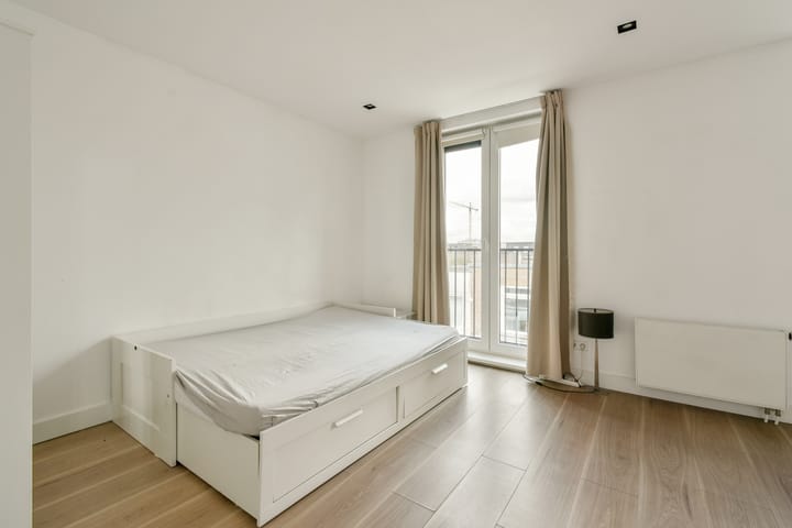 Foto 15 van Generaal Cronjéstraat 101