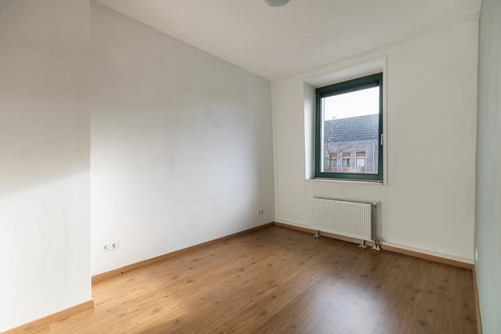 Photo 19 of Hein Burgersstraat 38