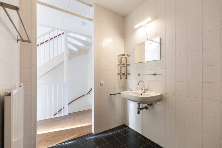 Photo 21 of Hein Burgersstraat 38