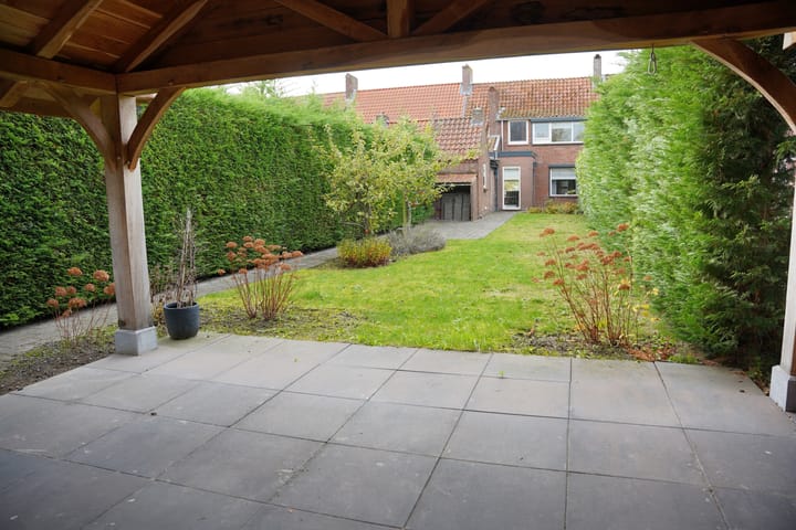 Foto 36 van van der Slikkestraat 5