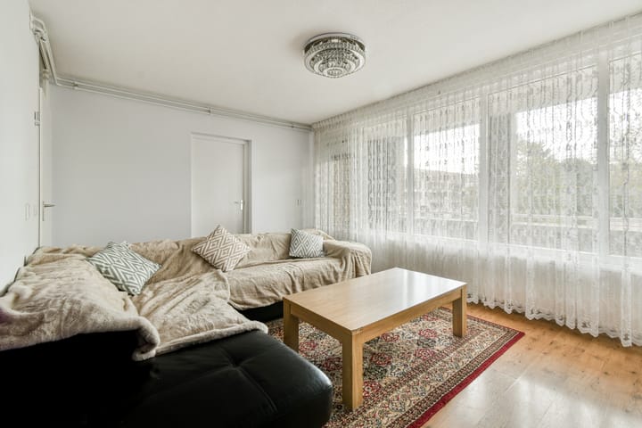 Foto 2 van Brentanostraat 16