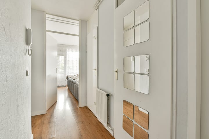 Foto 10 van Brentanostraat 16