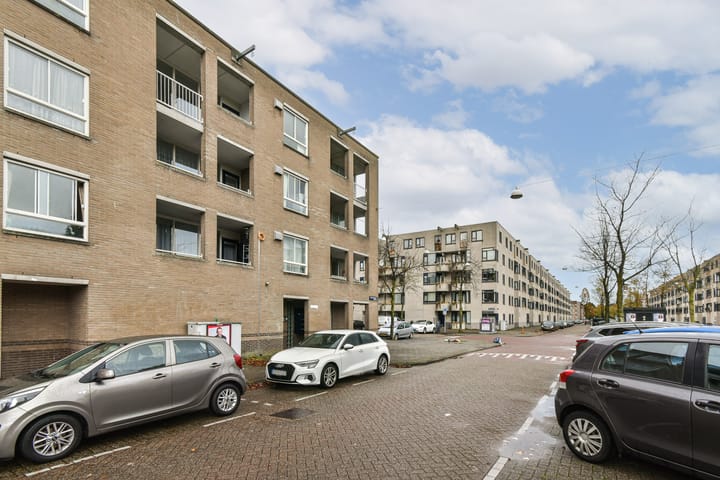 Foto 18 van Brentanostraat 16