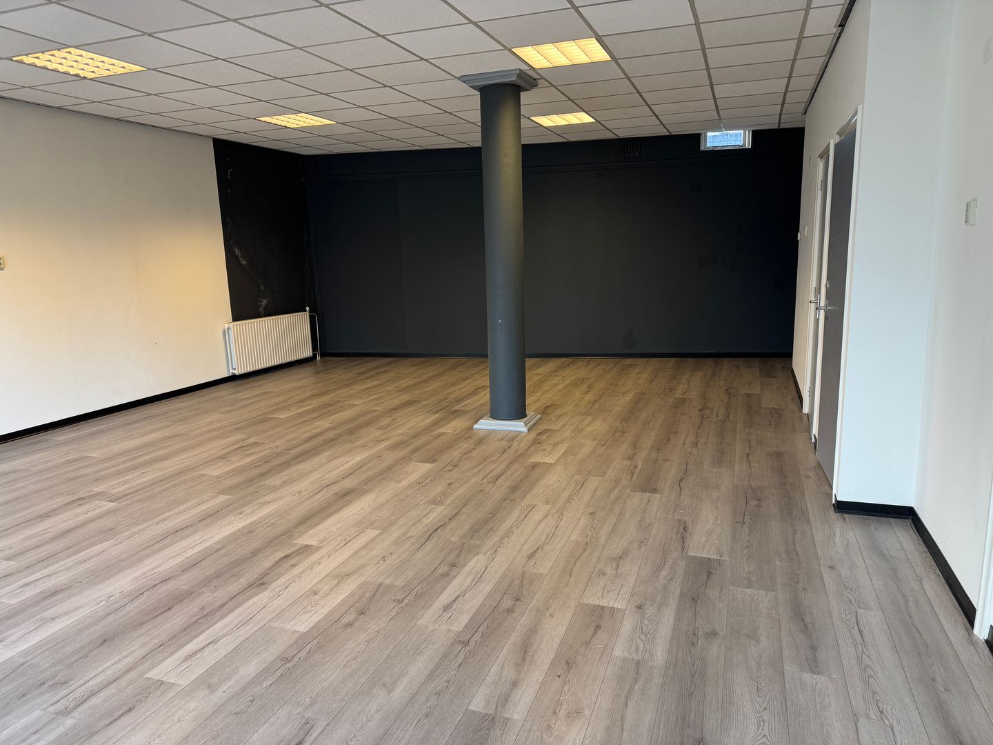 View photo 4 of Meerstraat 5