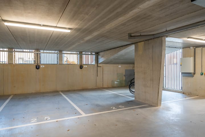 Photo 35 of Hanzekade 126