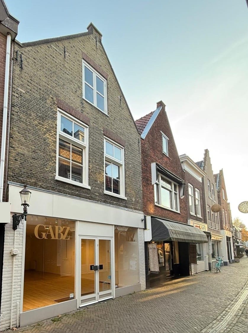 Bekijk foto 2 van Nieuwstraat 5-A