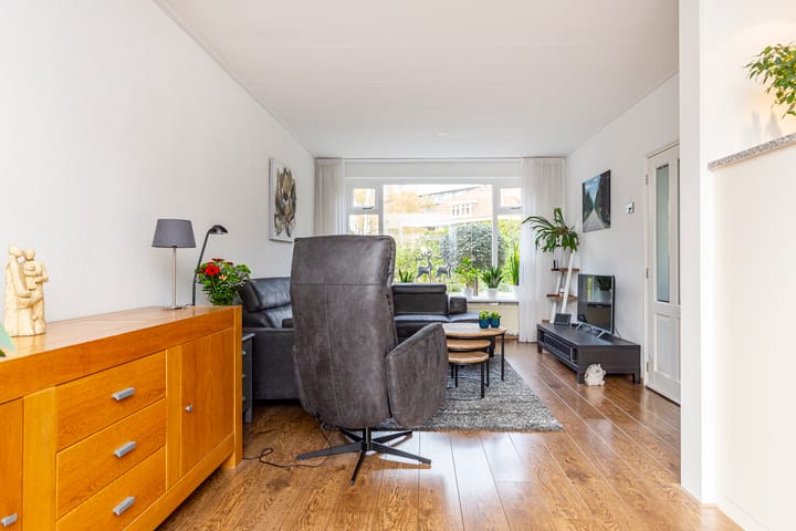 Photo 4 of Mr. Jan Tuningstraat 18