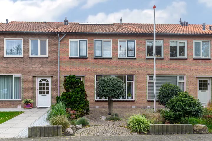 Photo 51 of Mr. Jan Tuningstraat 18