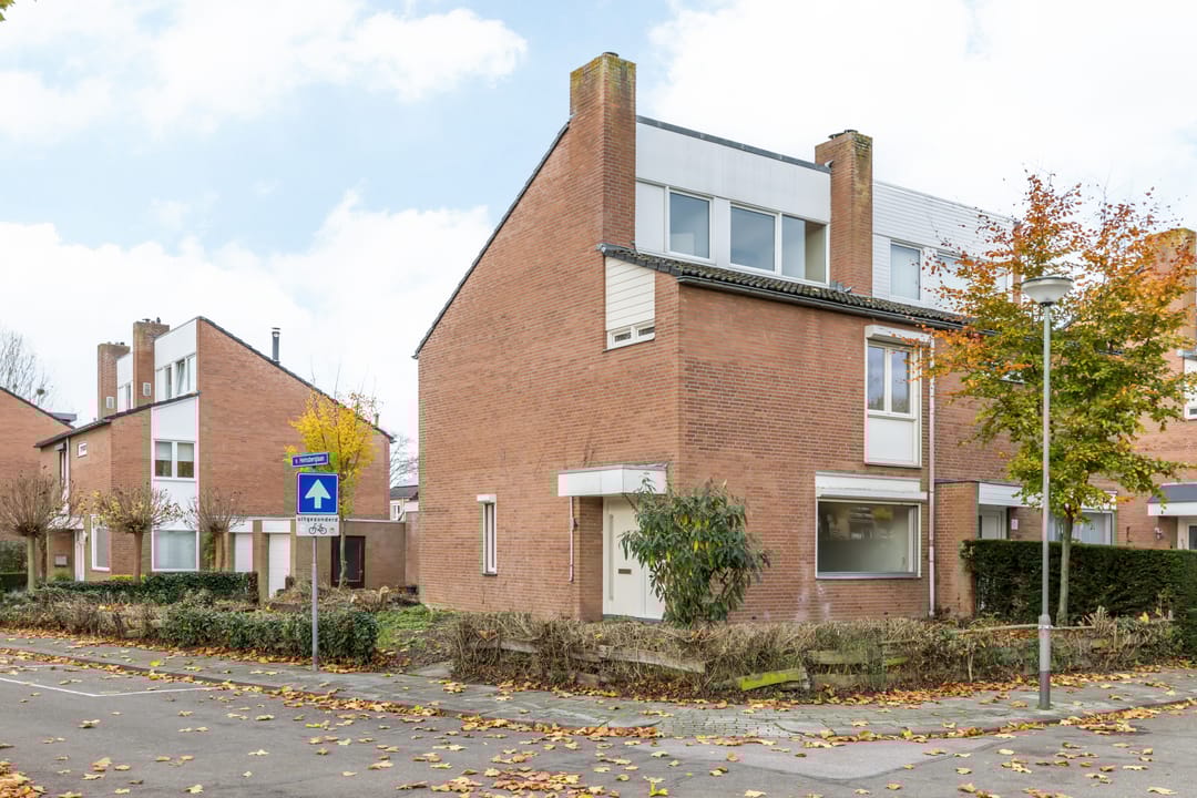 Photo 1 of Prinses Christinalaan 14