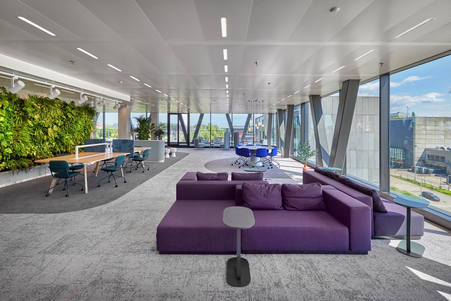 Bekijk foto 3 van Joan Muyskenweg 28-32