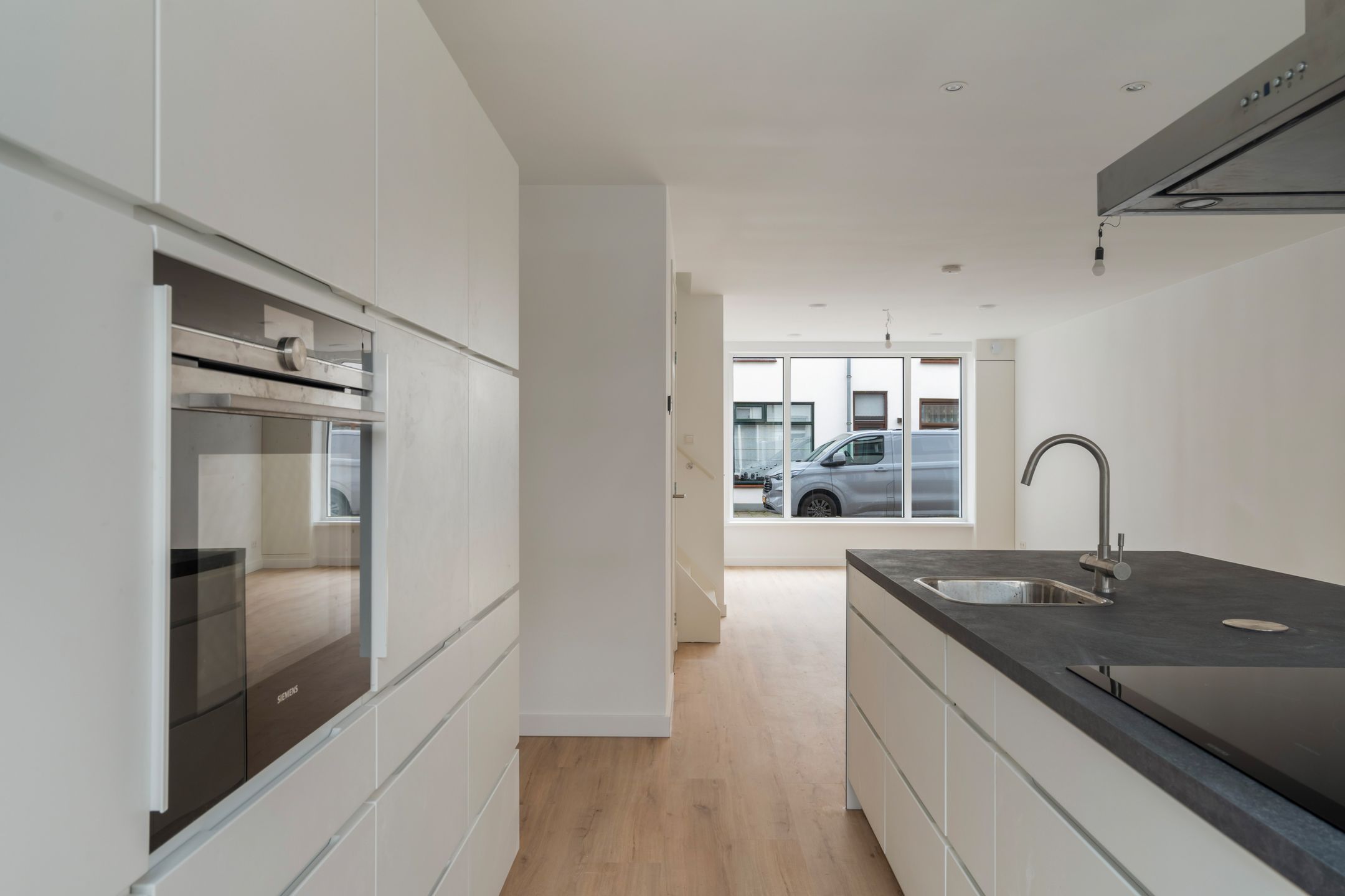 Foto 24 van Middelharnissestraat 16