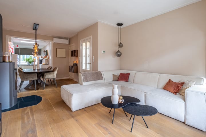 Photo 3 of Van den Boschstraat 17