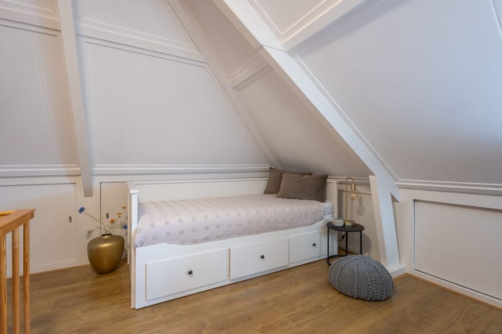 Photo 20 of Van den Boschstraat 17