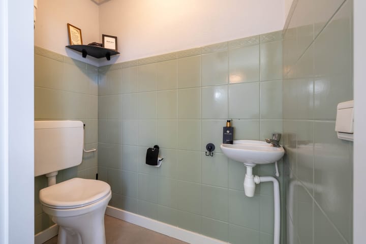 Photo 11 of Zwanebloemstraat 81