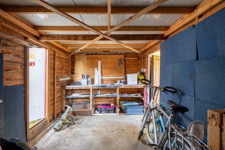 Photo 21 of Zwanebloemstraat 81