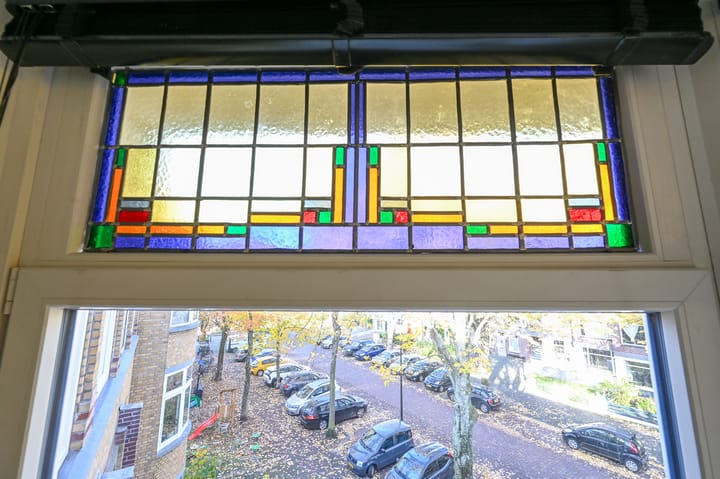 Foto 6 van Caan van Necklaan 204