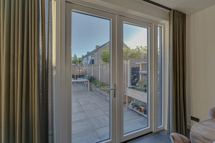 Foto 32 van Bogerdlaan 10