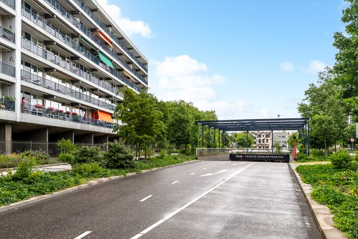 Photo 37 of Muzenlaan 118