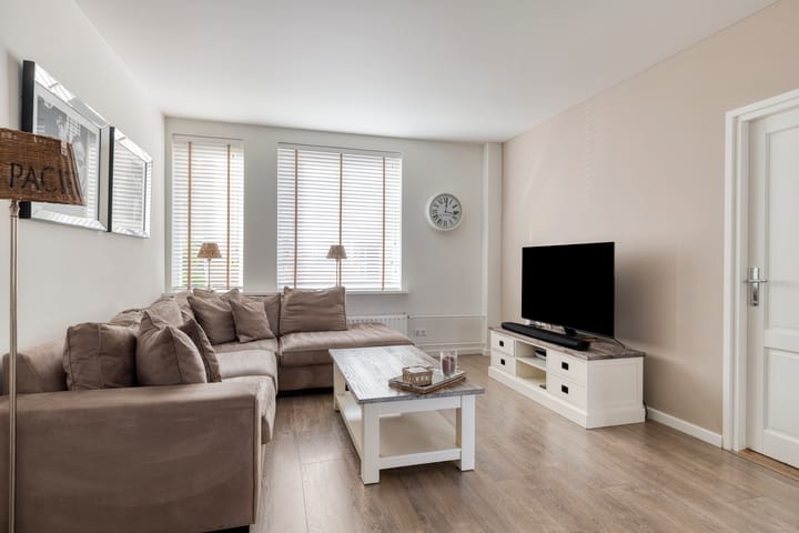 Foto 9 van Lyonhof 43