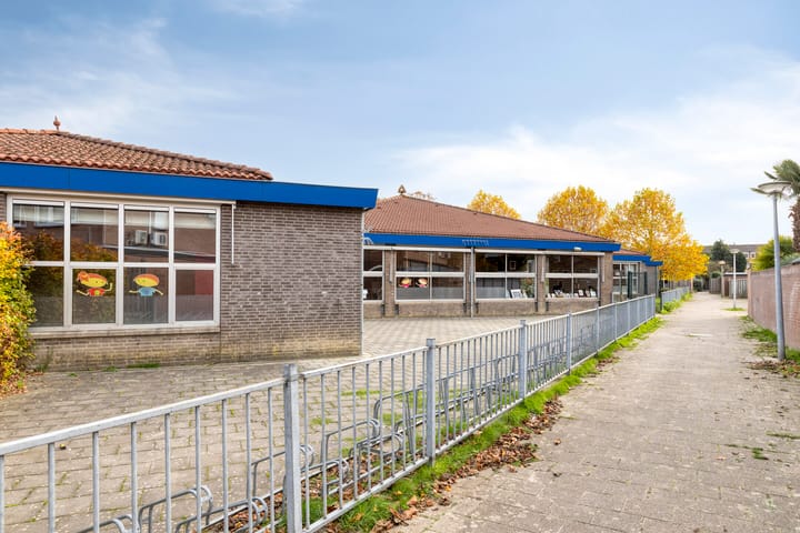 Foto 32 van Lyonhof 43