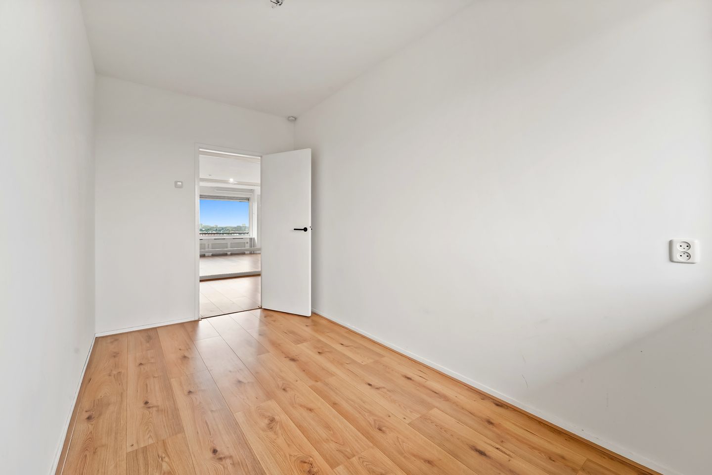 Foto 20 van Thomas Jeffersonlaan 581