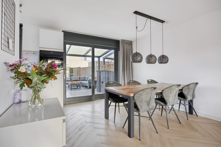 Photo 7 of John Denverlaan 39