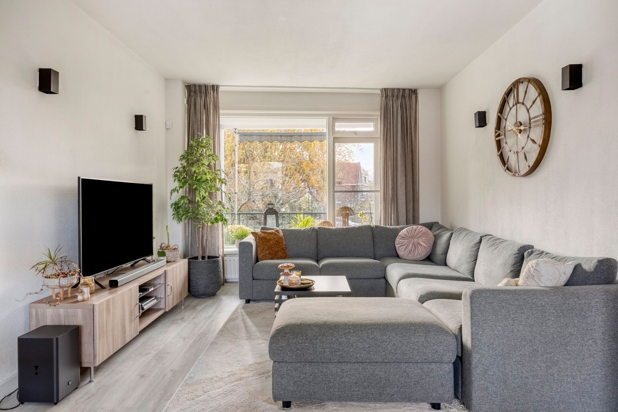 Photo 12 of Joubertstraat 153