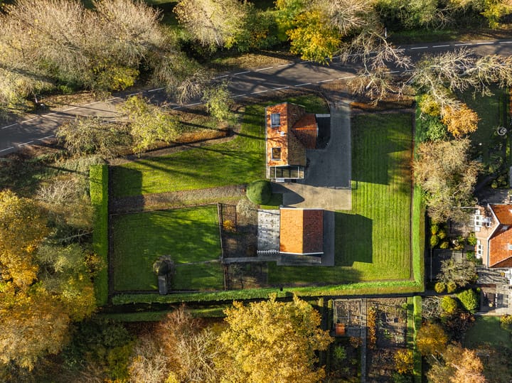 Photo 3 of Donkereweg 11