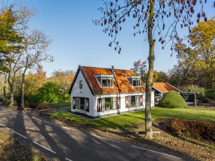 Photo 4 of Donkereweg 11