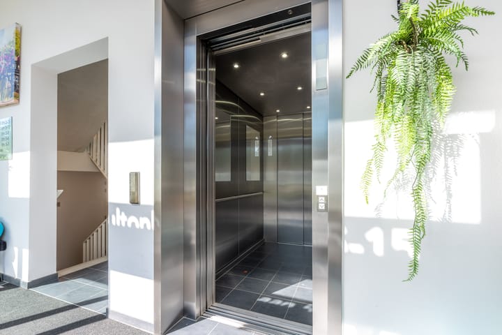 Photo 4 of Fultonbaan 5-5