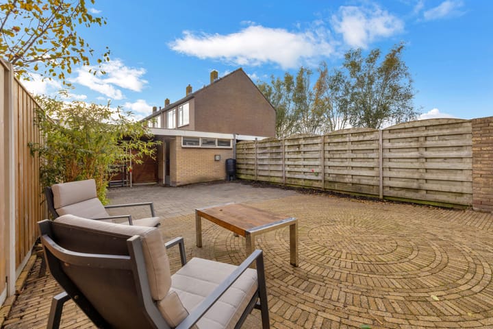 Photo 4 of Julianastraat 19