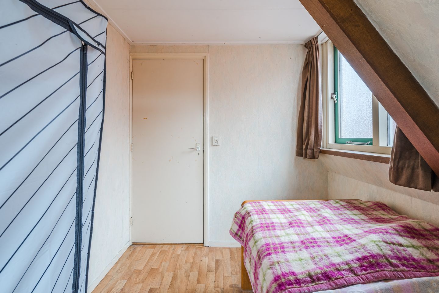 Foto 35 van Laanweg 13