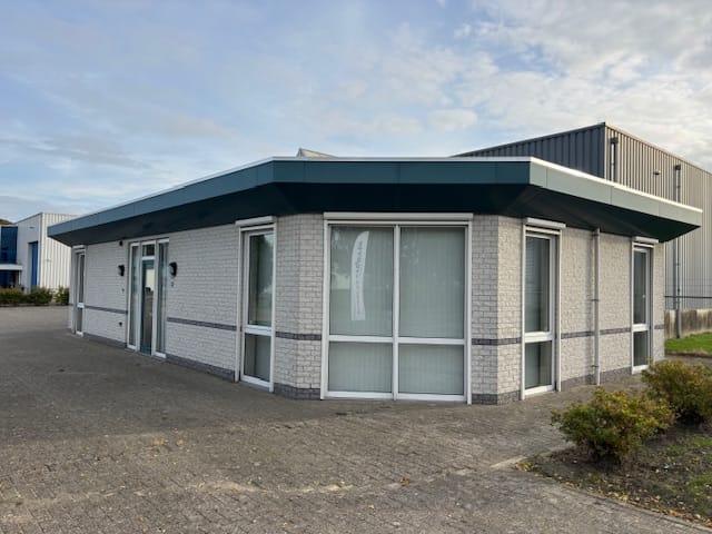 View photo 4 of Pannenweg 333-335