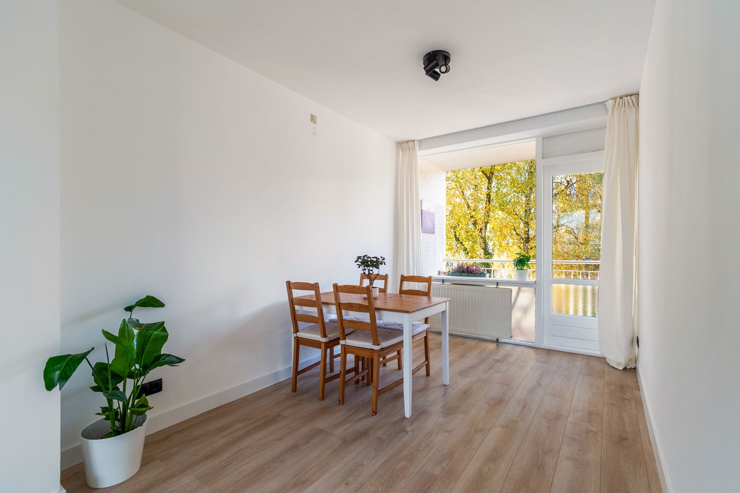 Foto 10 van Van Bijnkershoeklaan 105