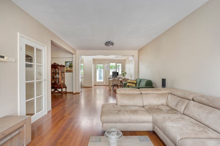 Foto 8 van van Wassenaerstraat 4