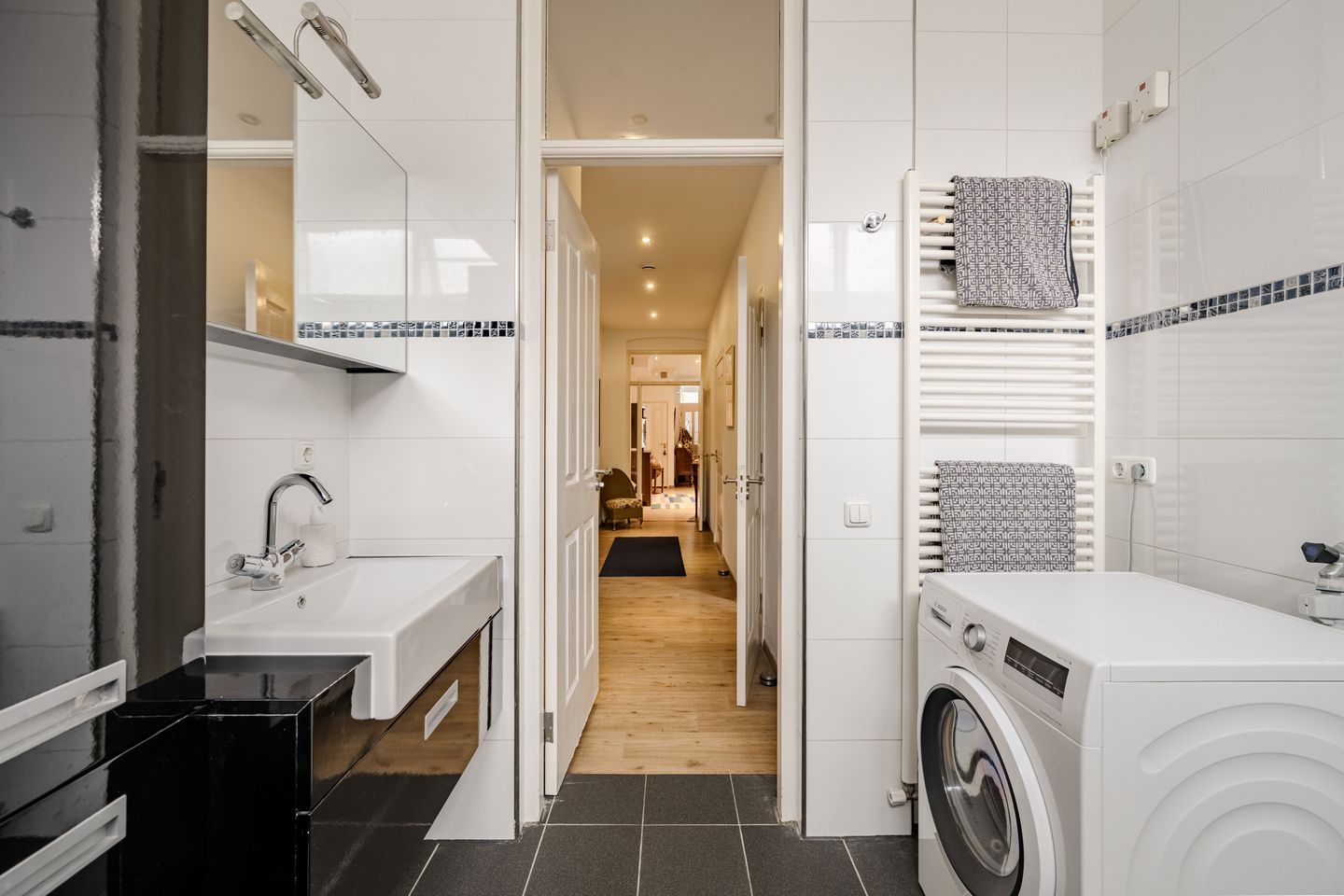 Photo 14 of Holsteynstraat 11-ZW