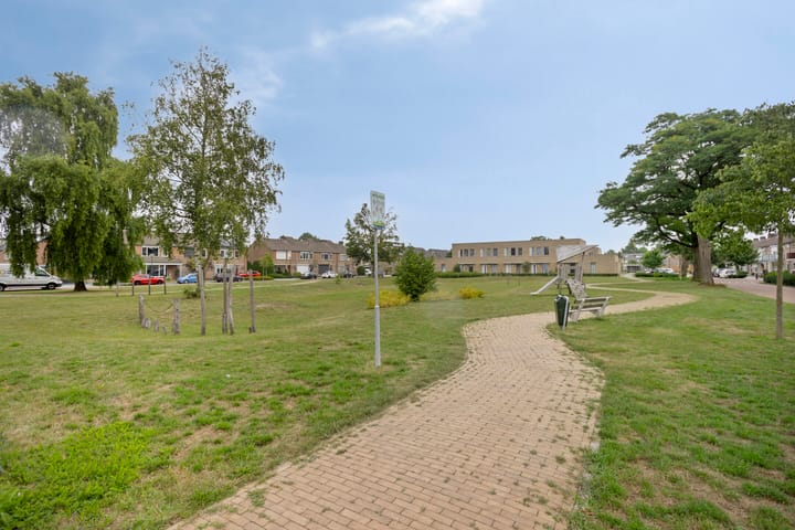 Foto 32 van van Wassenaerstraat 4