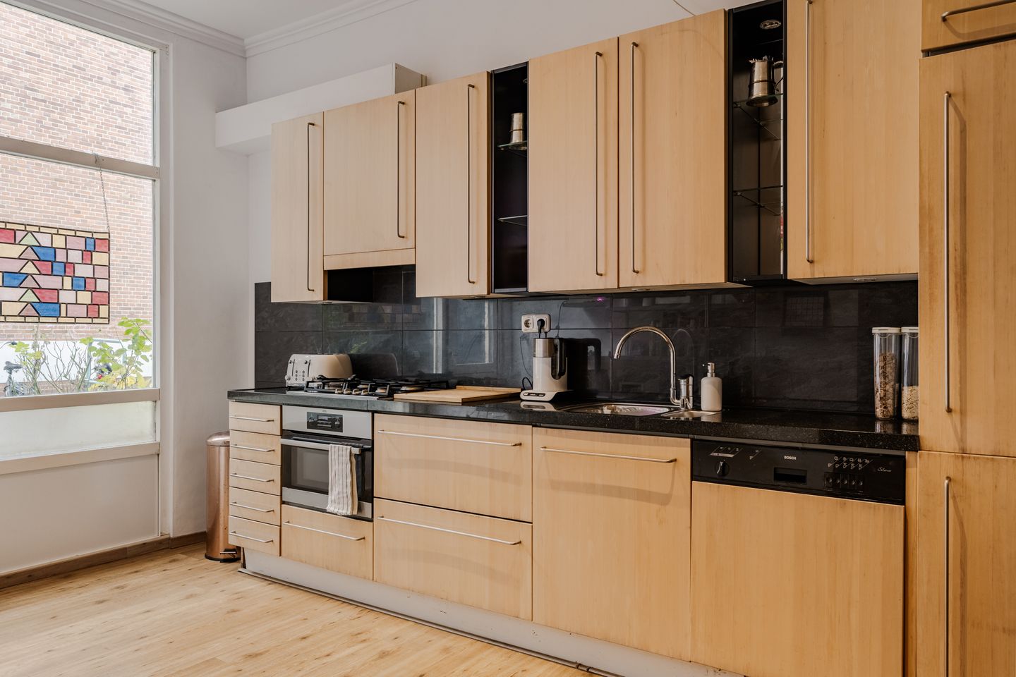 Photo 5 of Holsteynstraat 11-ZW