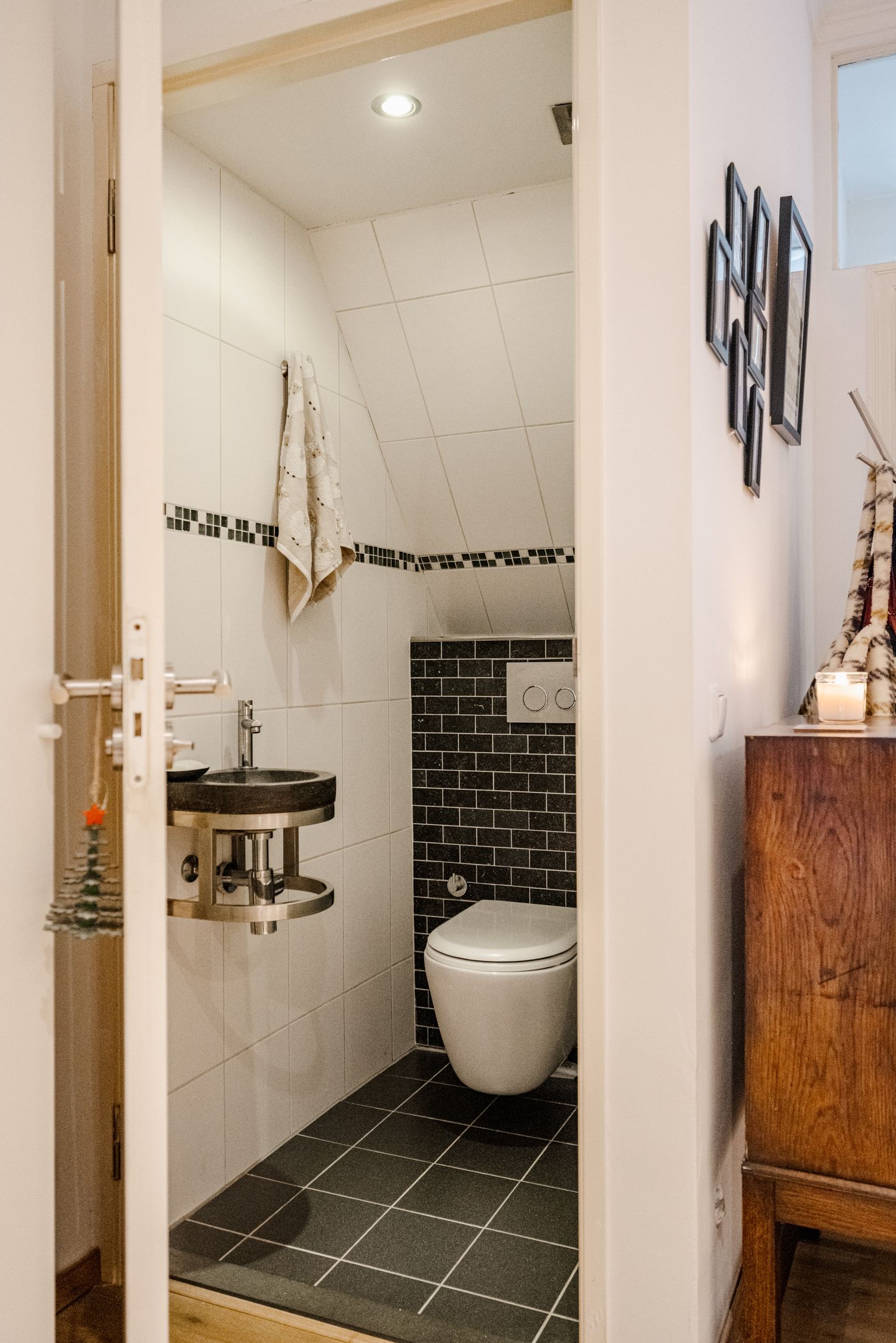 Photo 25 of Holsteynstraat 11-ZW