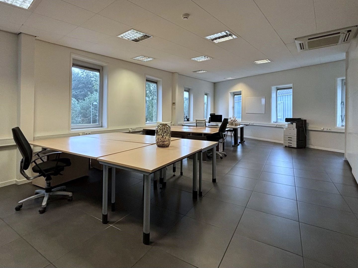 Bekijk foto 4 van Schweitzerlaan 76