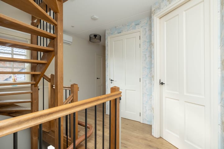 Photo 32 of De Poste 16