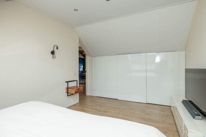 Photo 34 of De Poste 16